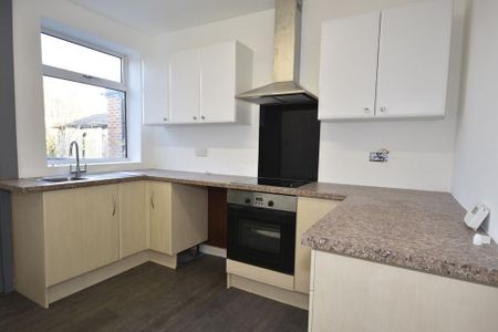 2 bedroom terraced house to rent - Photo 4