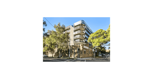 Luxury 2 bedroom apartment at convenient location - Photo 1