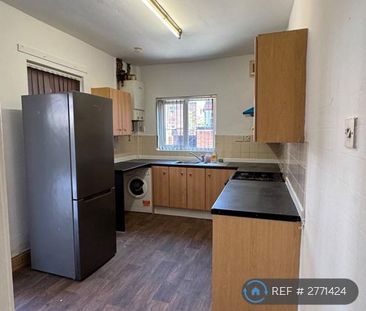 3 bedroom terraced house to rent - Photo 2