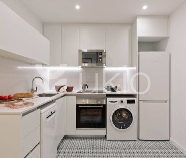 3 room luxury Apartment for rent in Barcelona, Spain - Photo 4