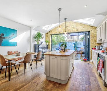 3 bedroom terraced house to rent - Photo 4