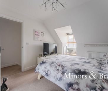 3 bedroom semi-detached house to rent - Photo 3