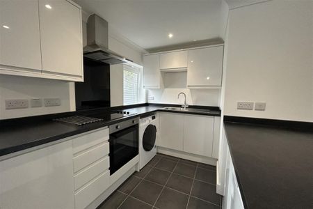 1 bedroom flat to rent - Photo 5