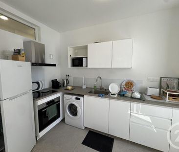 Location Appartement 2 pièces 40m² MARSEILLE 3ème - Photo 4