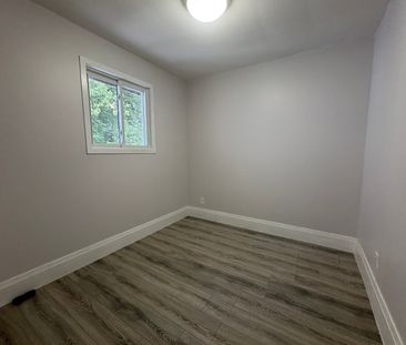 3-35 Maccauley St, Kingston, ON K7K 2V8 - Photo 2