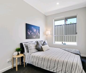 11 Neath Avenue, Dover Gardens SA - Photo 5
