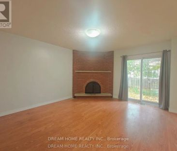 42 EMELINE CRESCENT - Photo 1