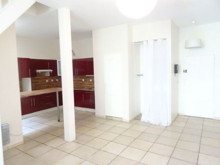 Location appartement 4 pièces, 83.91m², Narbonne - Photo 4