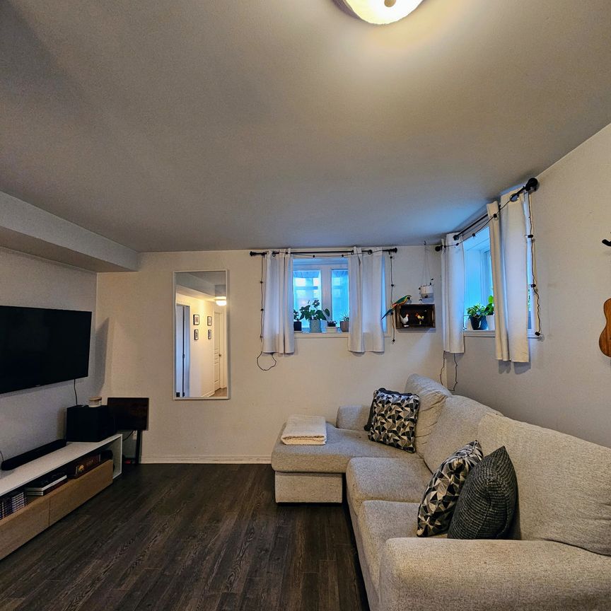 Apartment 3 1/2 - Photo 1