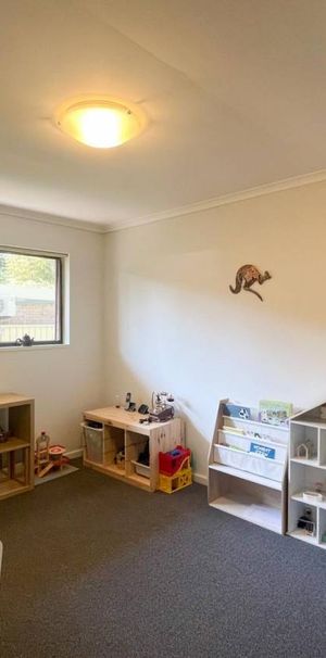 Charming 2-Bedroom Unit in Surf Beach - Photo 1