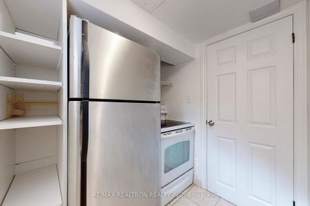 For Lease - 14 Child Drive Unit# BSMT, Aurora, Ontario - Photo 2