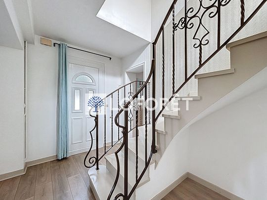 Maison T6 près de CHAMBOURCY à louer - Photo 1