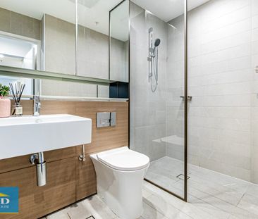 Brand New 2 Bedroom. Apartment Waterfront Living. Large Courtyard &... - Photo 5