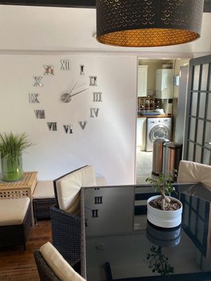 4 Bed Semi-Detached House, Westhorne Avenue, SE9 - Photo 1