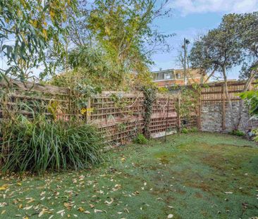 Studio to rent - Photo 6