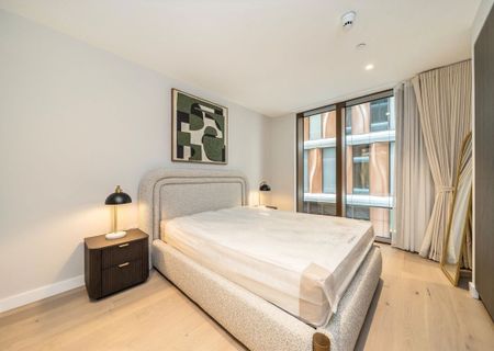 Triptych Place - Photo 5