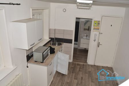 Location Appartement 2 pièces 25m² ROUBAIX 59100 - Photo 2