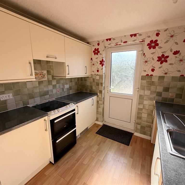 Rutland Crescent, Harworth, DONCASTER - Photo 1