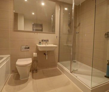 4 bedroom mid terraced house to rent - Photo 3