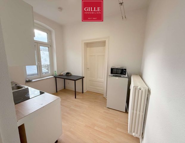 Im Herzen von Neuss: Helles Apartment mit Duschbad im charmanten Altbau in der Neusser Innenstadt - Photo 1