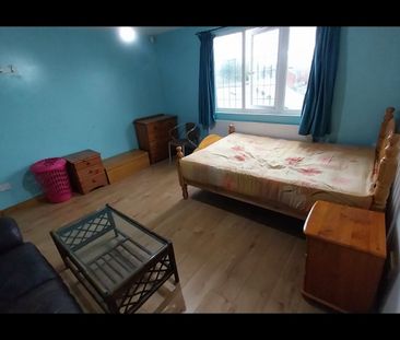 Room in a Shared House, Gladstone Road, B11 - Photo 3