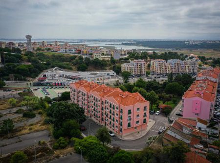 Corroios, Setúbal Municipality - Photo 4