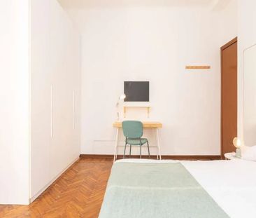 Via Giuseppe Regaldi, Milan, Lombardy 20161 - Photo 6