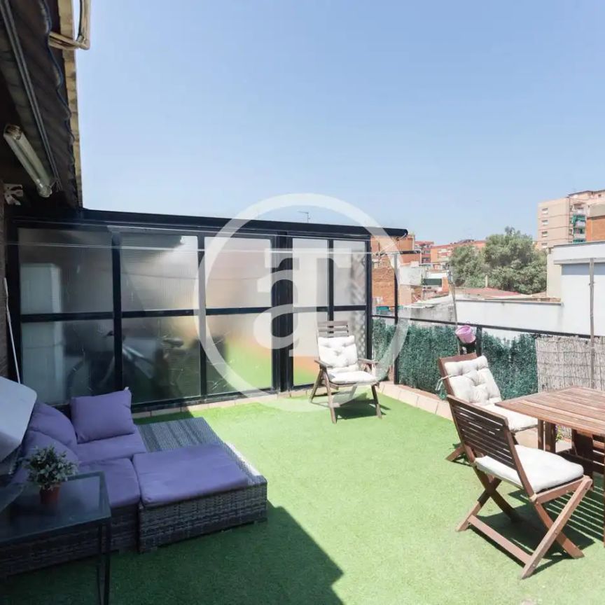 Piso de alquiler en Carrer de Calderón de la Barca, La Salut - Photo 1