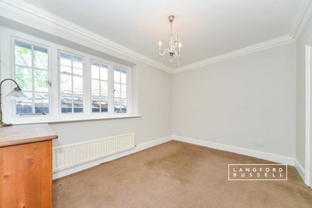 Flat to rent - Mavelstone Road, Bromley, BR1 - Photo 5
