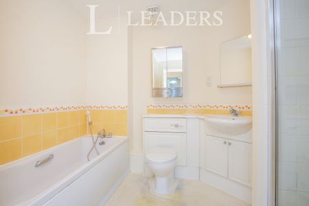 1 bedroom apartment to rent Century Court, Woking, GU21 - Photo 5