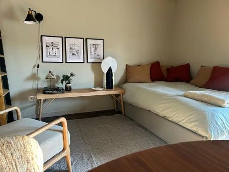 Via Pietro Crespi, Milan, Lombardy 20127 - Photo 4