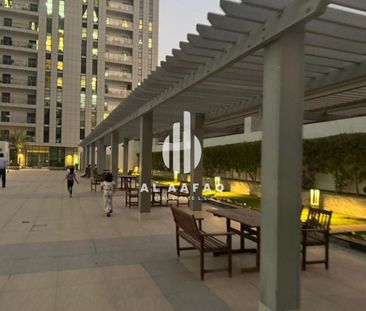 Most Luxurious 3BHK | Master bedroom | 2 Parking - Photo 4