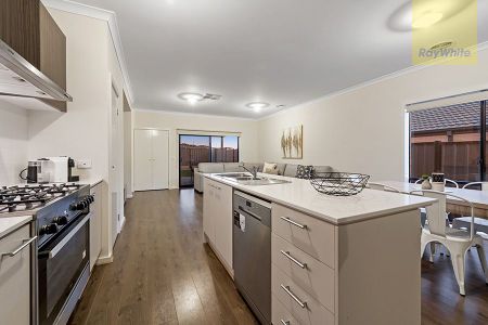 The Perfect Blend of Comfort, Style, and Convenience - Photo 5