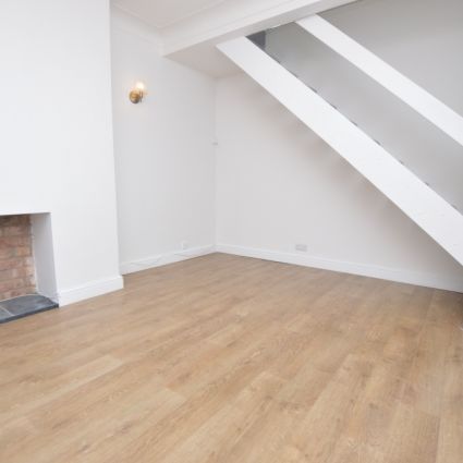 2 Bedroom Terraced House - Photo 1