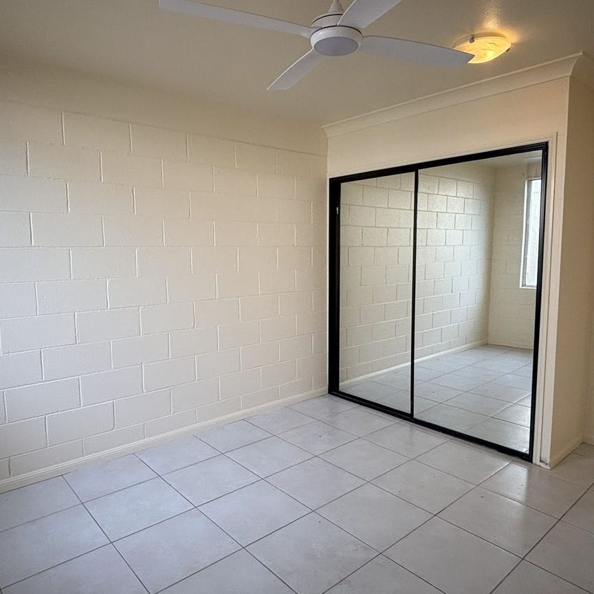 Convenient Living in a Central Currajong Location! - Photo 1