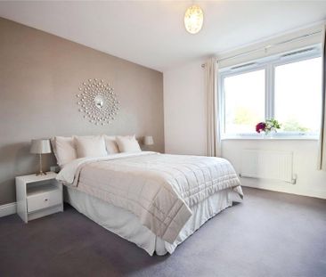 4 bedroom terraced house to rent - Photo 5