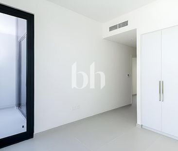 Modern 3 Bedroom| Vacant Soon | Spacious Layout - Photo 1