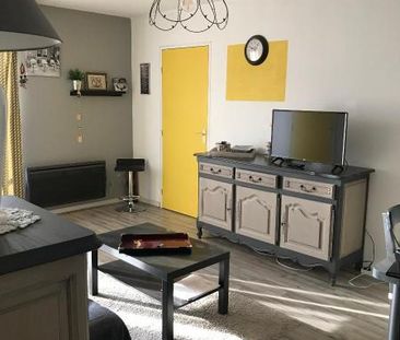 Location Appartement 2 pièces 49m² LYON 8ème - Photo 1