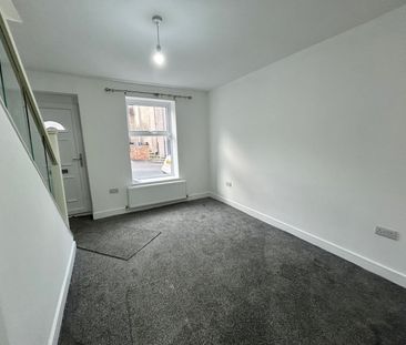 2 bedroom house to rent - Photo 1