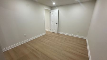 For Lease - 1182 Wilimington Ave Avenue Unit# BSMT, Oshawa, Ontario - Photo 3