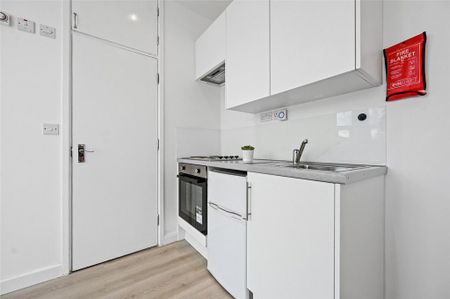 Studio to rent - Photo 4