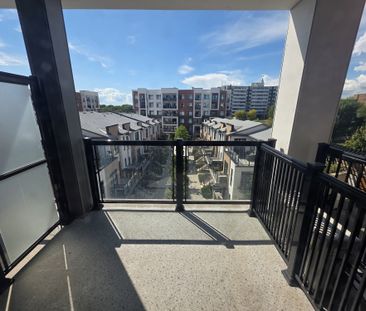 For Lease - 130 Canon Jackson Drive Unit# 406, Toronto, Ontario - Photo 3