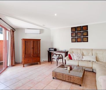 Ground Floor Living in Prime Kingston - Carmina Complex - Photo 2