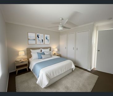 Retro-Coastal Beach Shack Vibes in Surfers Paradise – With shared a... - Photo 2