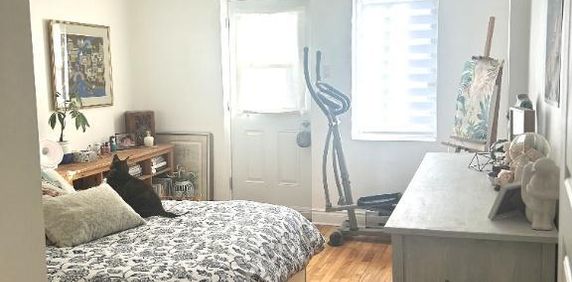 Charming 3½ in the Heart of Parc-Extension / Villeray - Photo 2