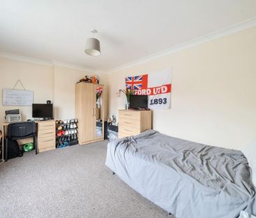 4 bedroom semi-detached house to rent - Photo 6