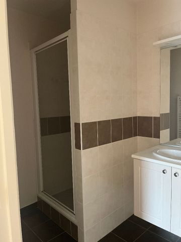 Location Appartement 3 pièces 86m² - Photo 5