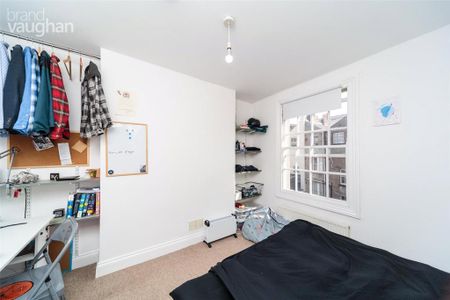 5 bedroom terraced house to rent - Photo 2