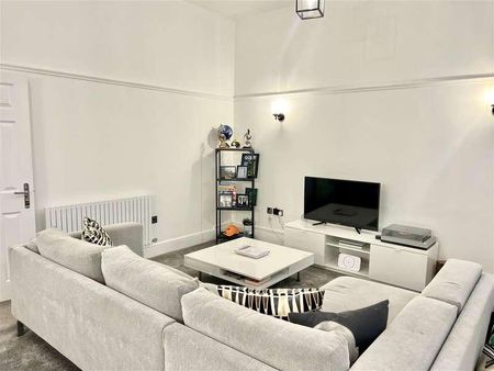 Knowle Avenue, Knowle, Fareham, PO17 - Photo 5