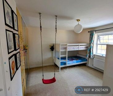4 bedroom detached house to rent - Photo 6